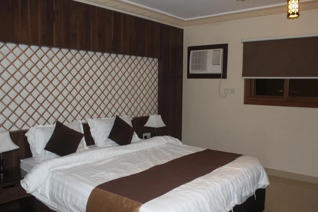 One-Bedroom Chalet with Private Pool